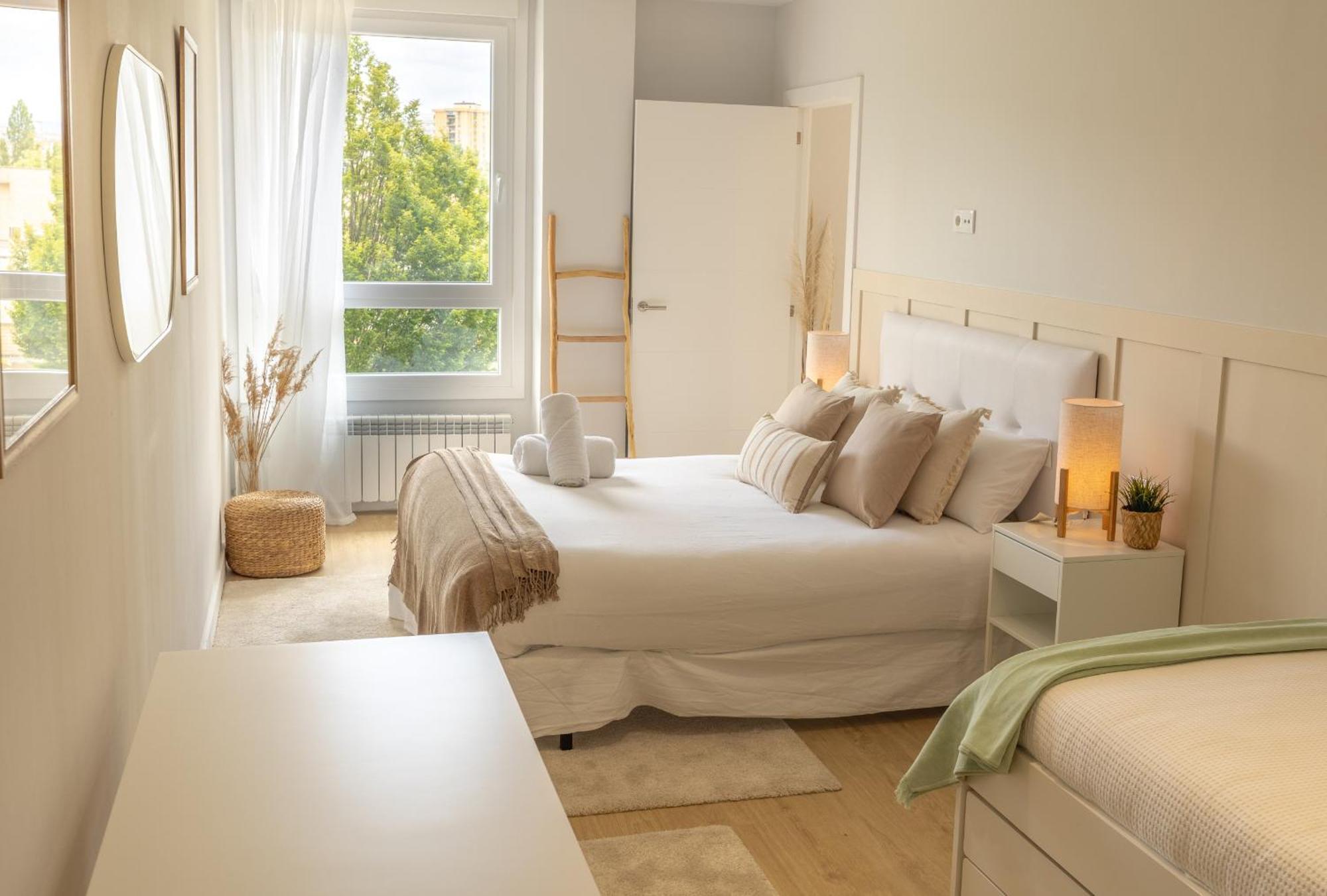 Tuapartamento El Mirador De Benjamin Apartment Pamplona Luaran gambar